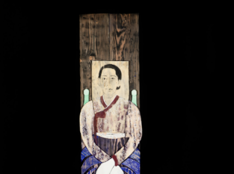 Yun Suknam's wooden assemblage